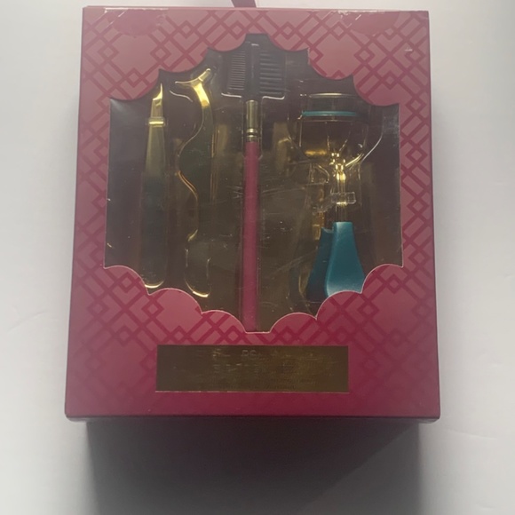 NIB 5 Pc. Eye Tool Set for Brows and Lashes - Picture 2 of 4